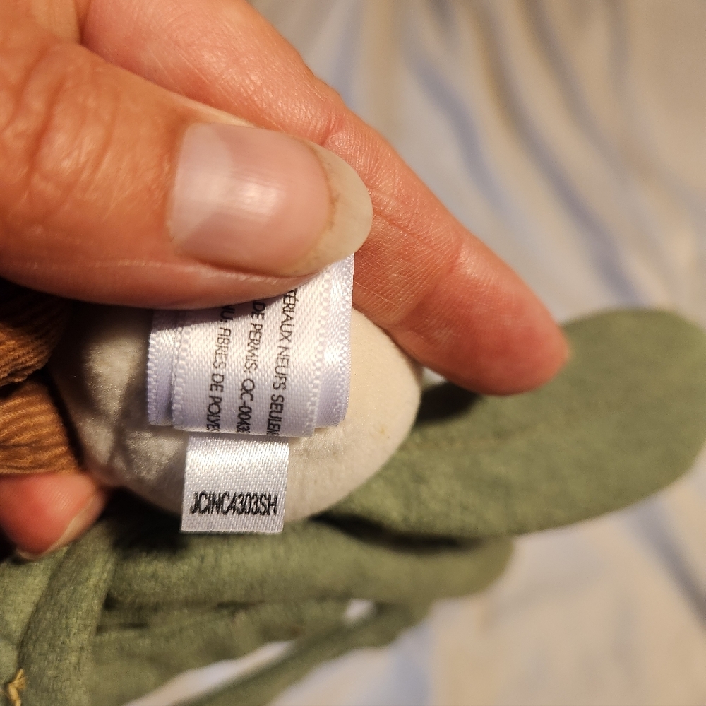 Jellycat Original Mistletoe - Picture 3 of 3